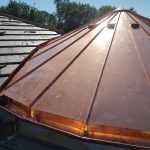 Dacheindeckung mit Dachentwässerung